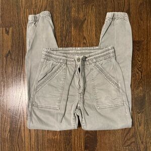 American Eagle (AE) Joggers